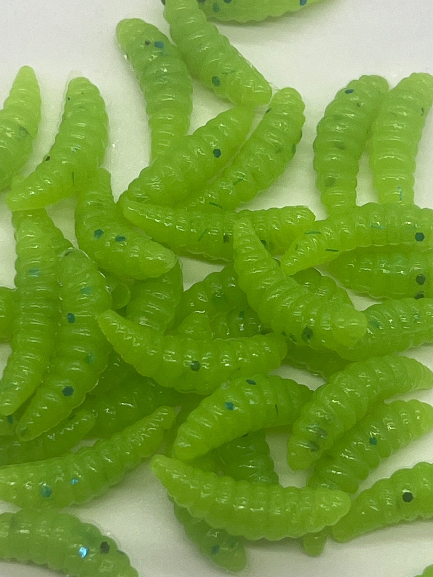 7/8 wax worms Bright Charmlime qty 100 per pack